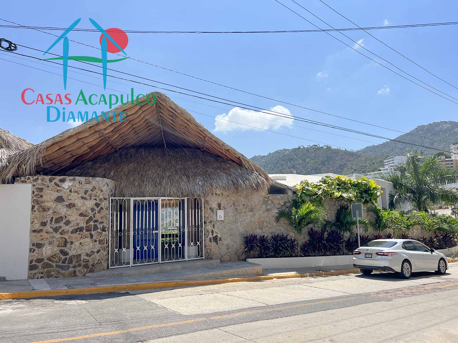 Villa Sahasrara - Fachada 1 Villa Sahasrara - Fachada 1